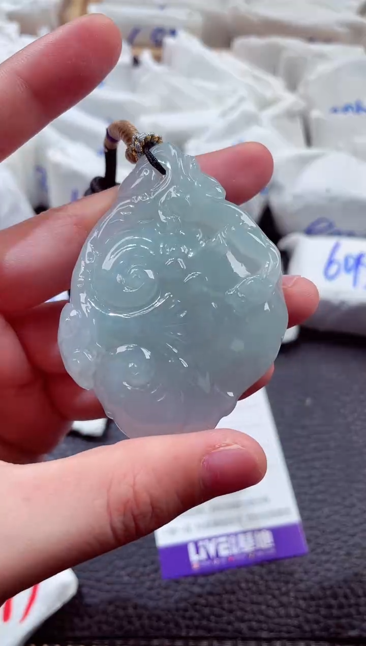 翡翠未镶嵌颈饰00008293