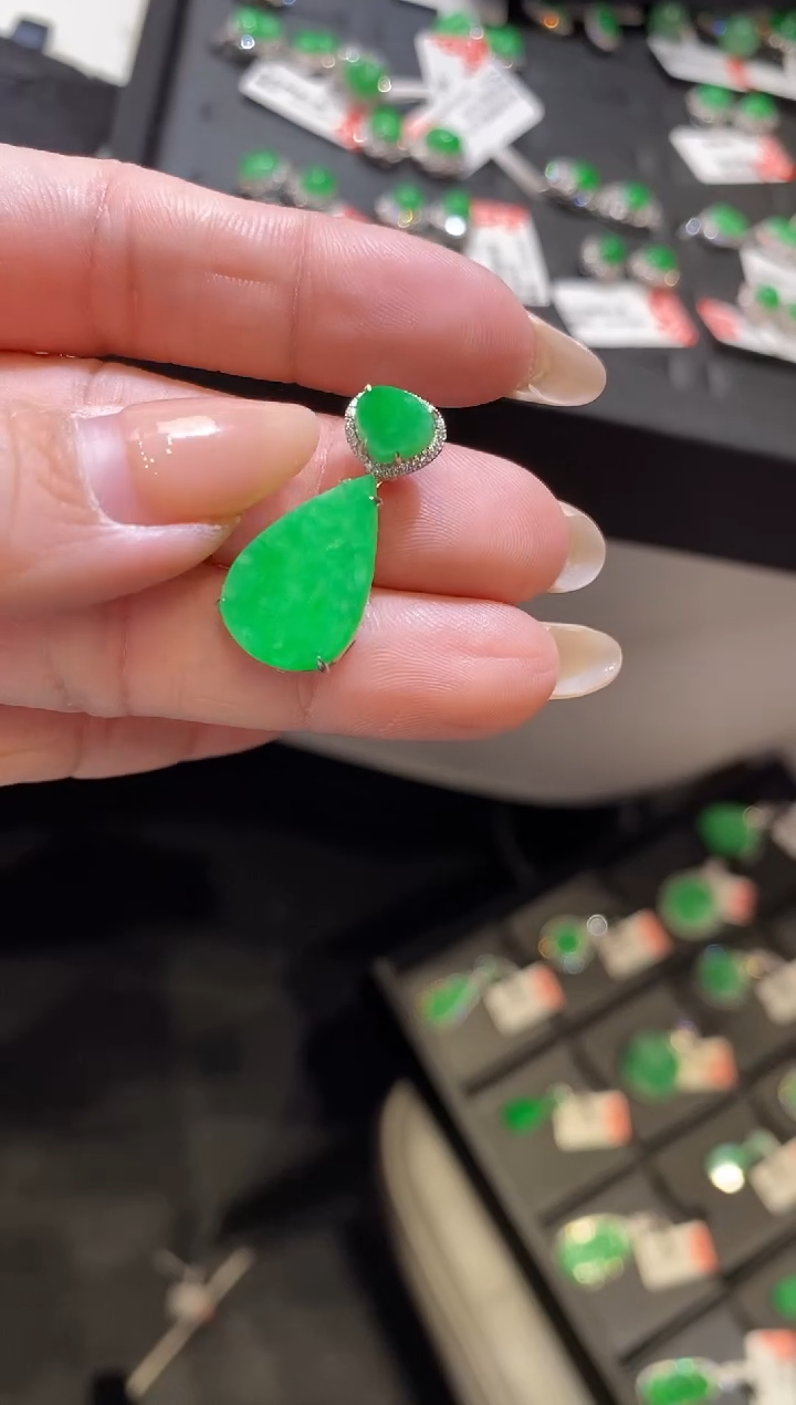 吊坠(不含链)18K金镶嵌翡翠无事牌