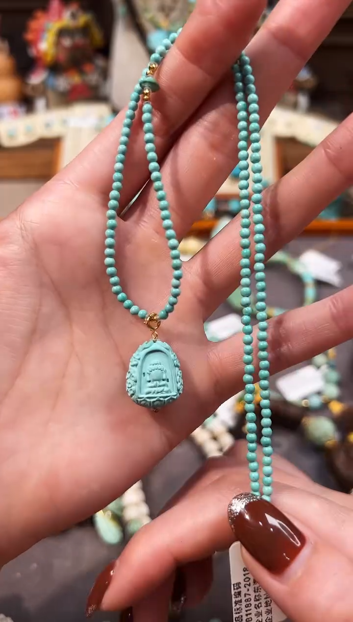 18K金镶嵌绿松石颈饰宝宝佛项链