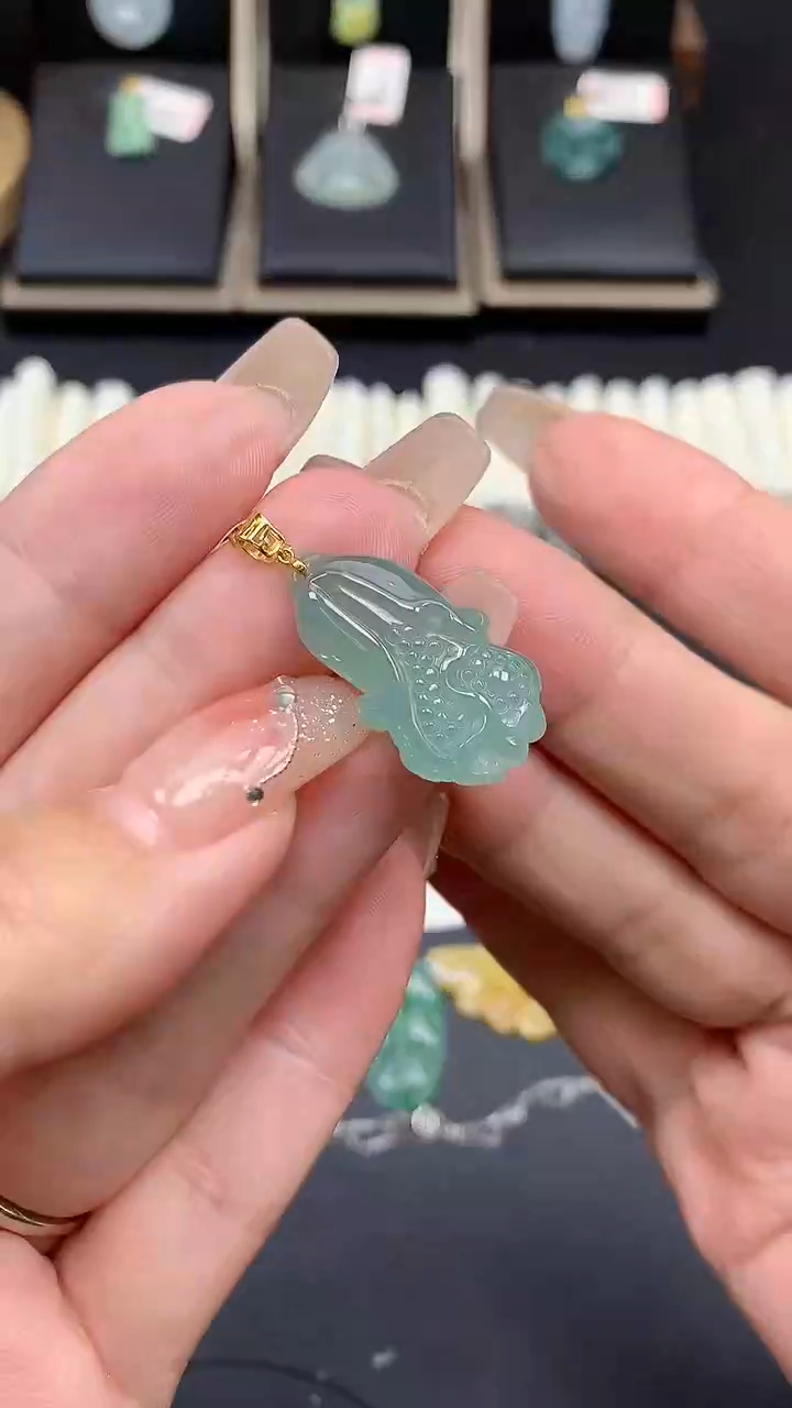 【闪购商品】翡翠吊坠(不含链)18K金镶嵌MS142275