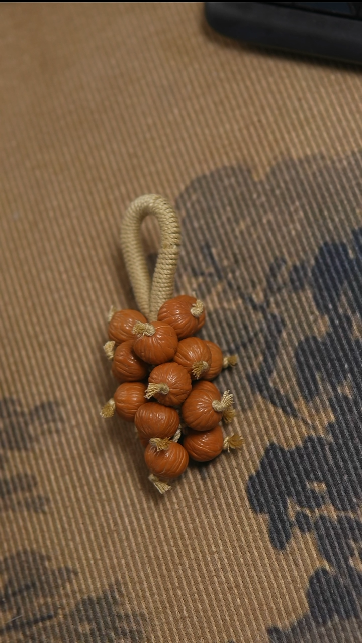 手串橄榄核猴头葡萄