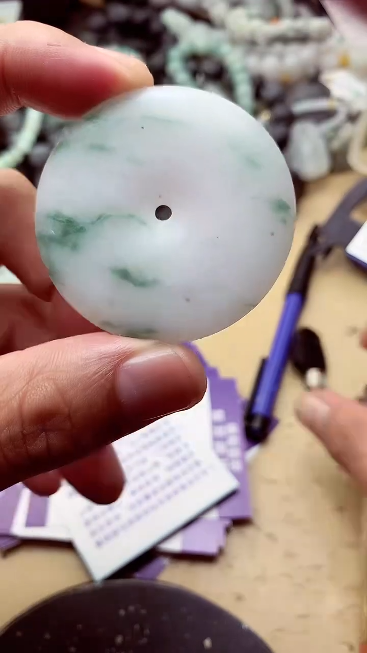 定制翡翠未镶嵌翡翠1