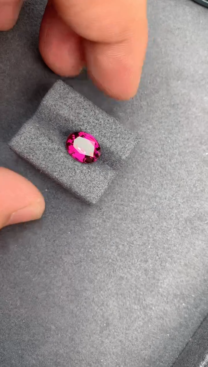 【闪购商品】石榴石裸石未镶嵌3ct镁铝