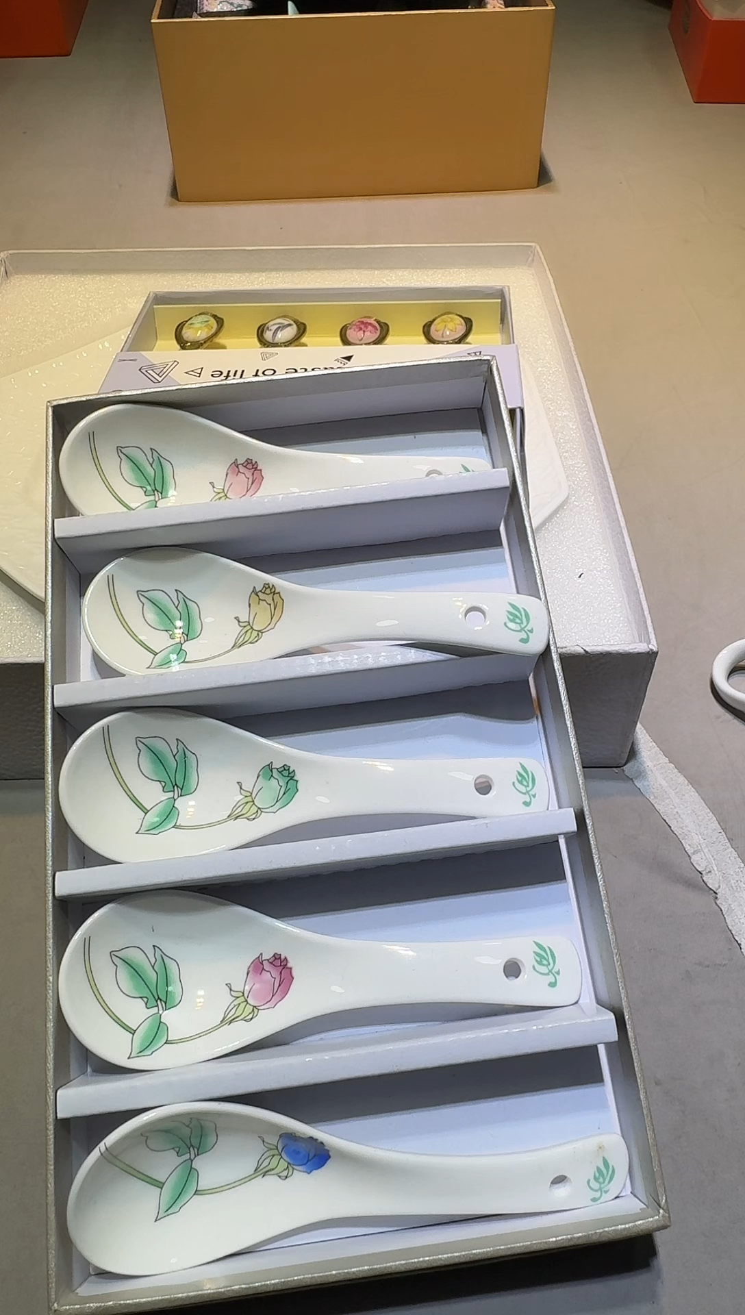 【闪购商品】瓷片111111111111111