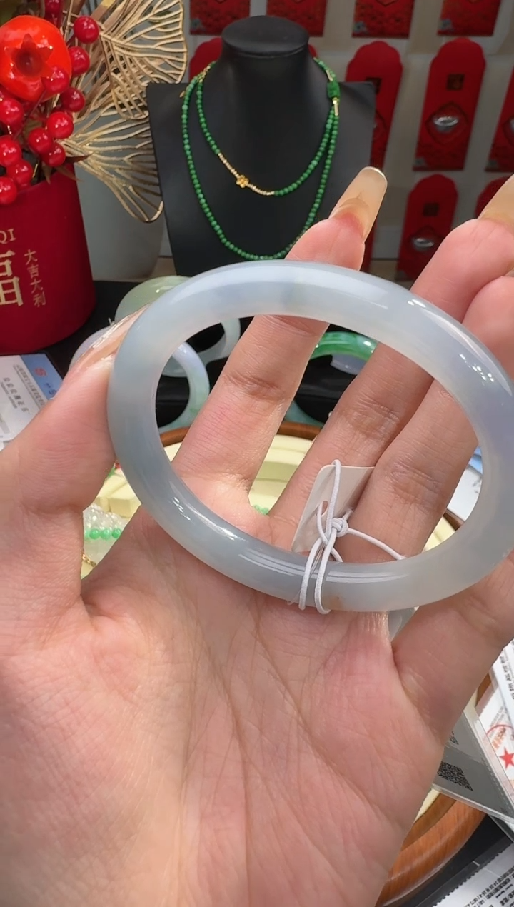 【闪购商品】翡翠手镯未镶嵌手镯