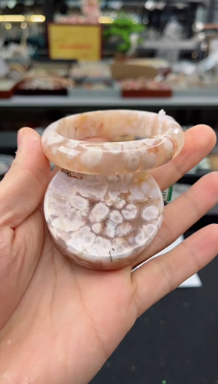 【闪购商品】石英质玉手镯未镶嵌56圈口（赠品镯心）563687167