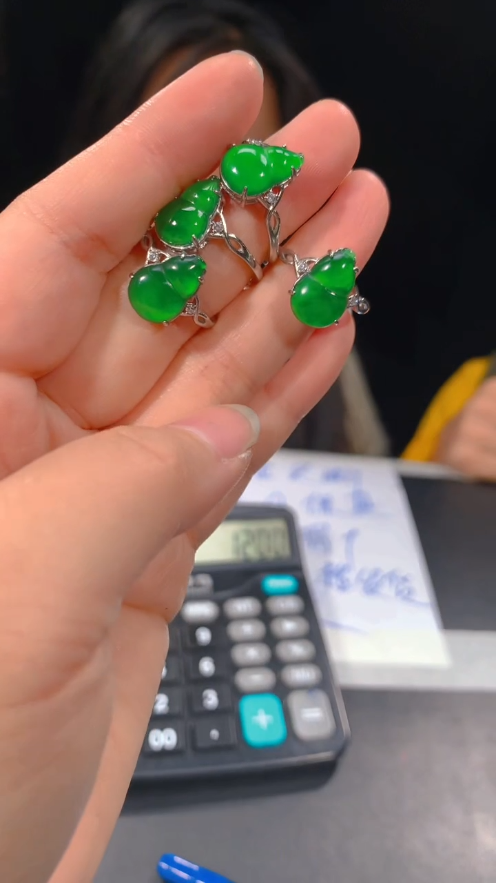 【闪购商品】定制翡翠未镶嵌12多样性发货（发其一）