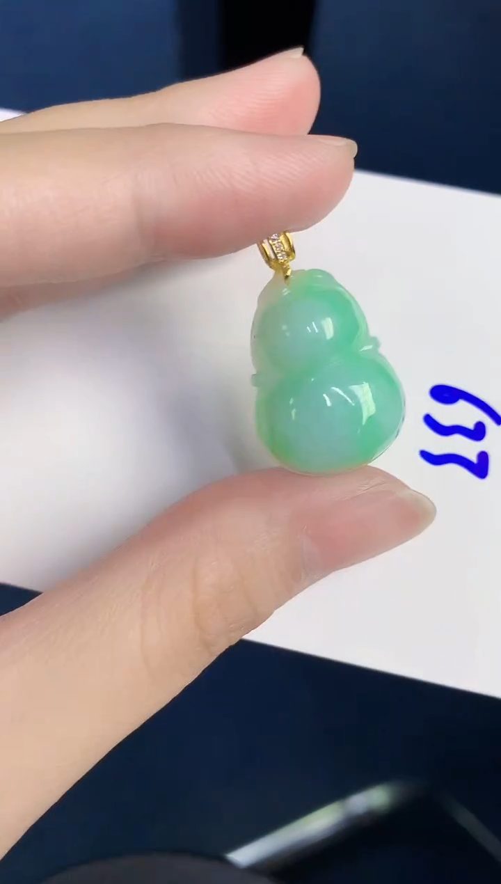颈饰未镶嵌翡翠天然翡翠缅甸A货