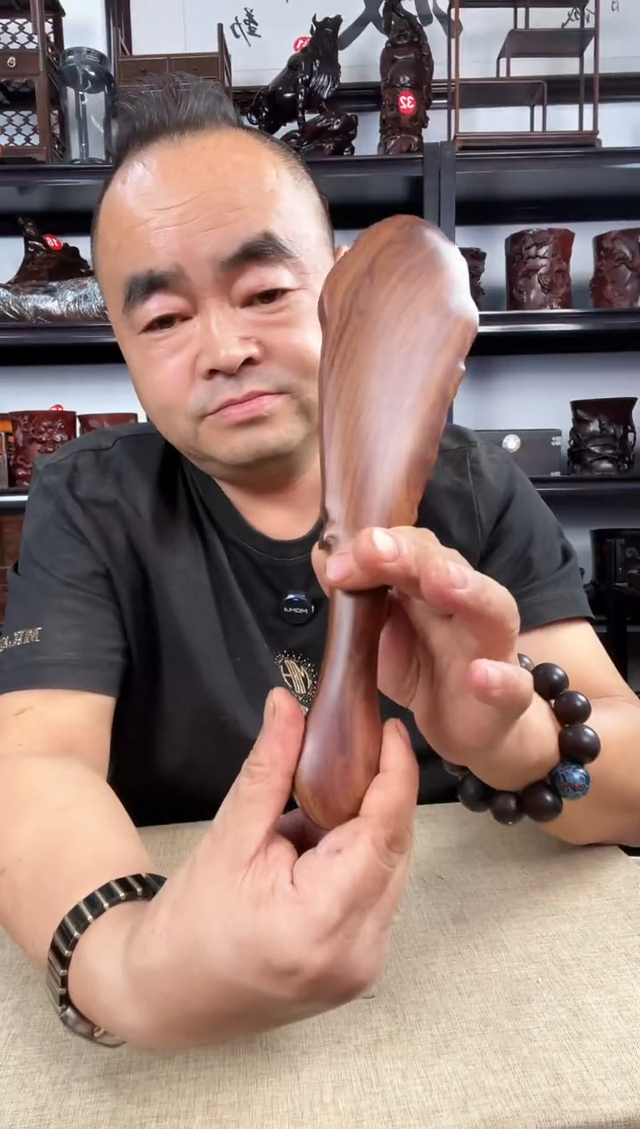 木捶背老李红木工艺品
