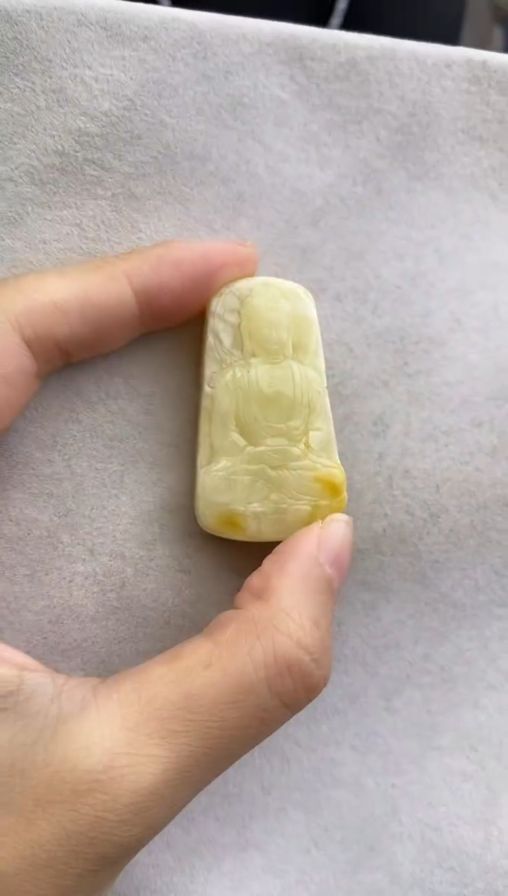 未镶嵌琥珀裸石10804115-大日如来