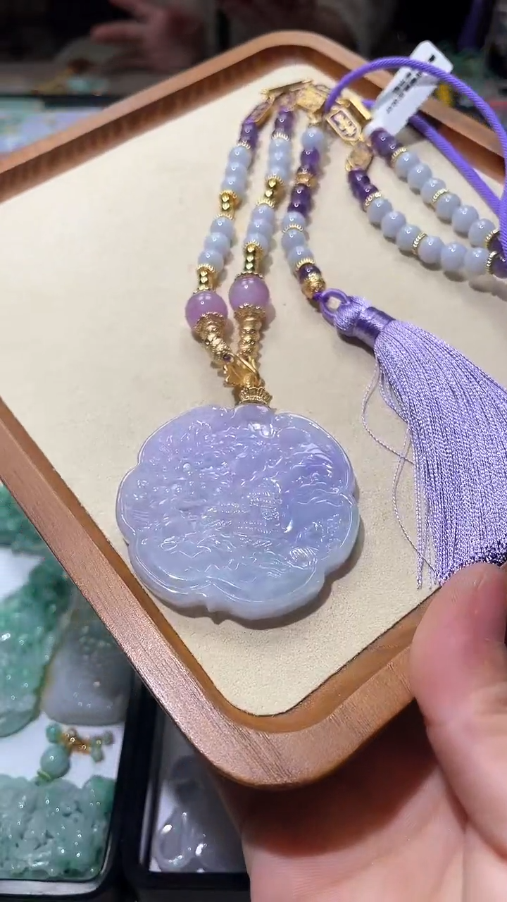 【闪购商品】翡翠颈饰未镶嵌吊坠