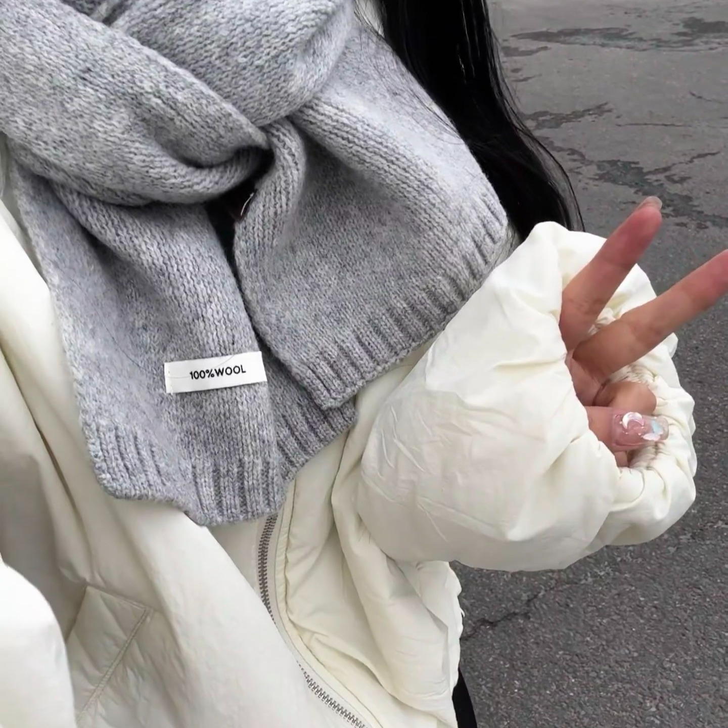 冬季百搭氛围感羊毛羊绒轻奢双面大提花保暖围巾