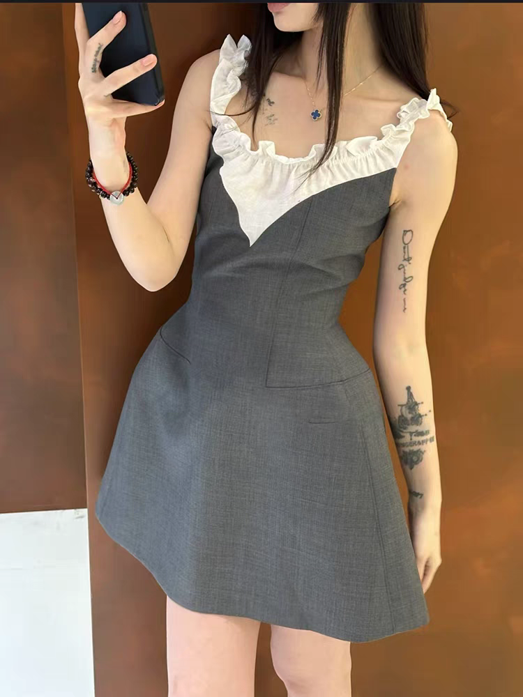 【济州岛】褶皱木耳边拼接设计连衣裙