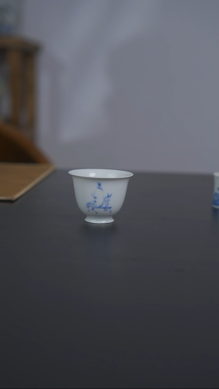 盖碗瓷青花徐渭骑驴铃铛杯