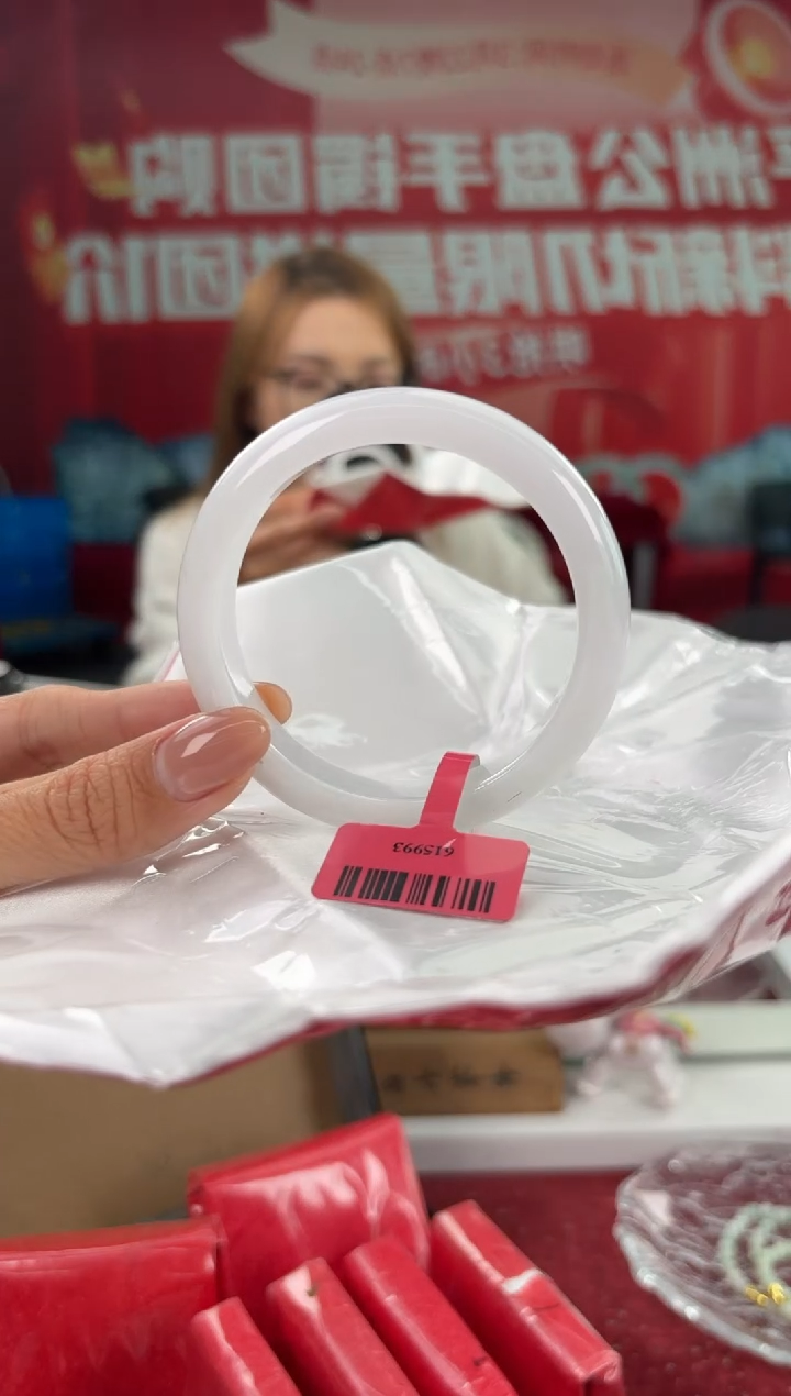 翡翠未镶嵌手镯6手镯