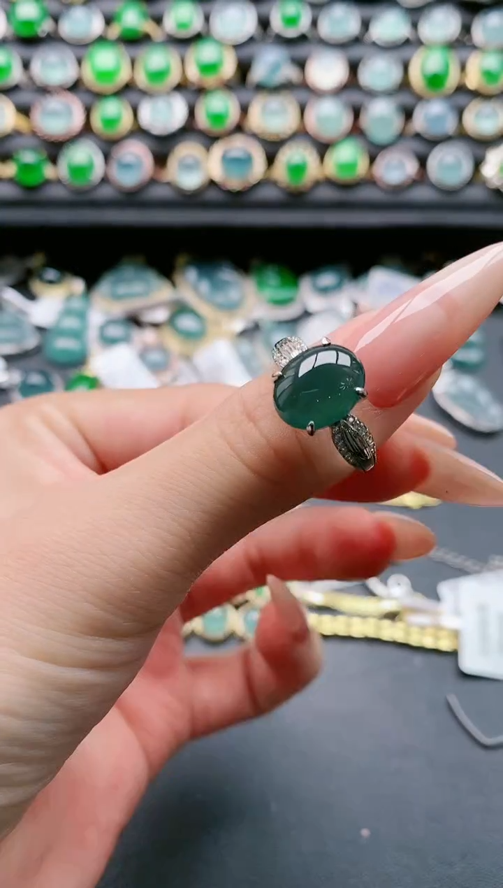 【闪购商品】翡翠戒指银S925镶嵌111111