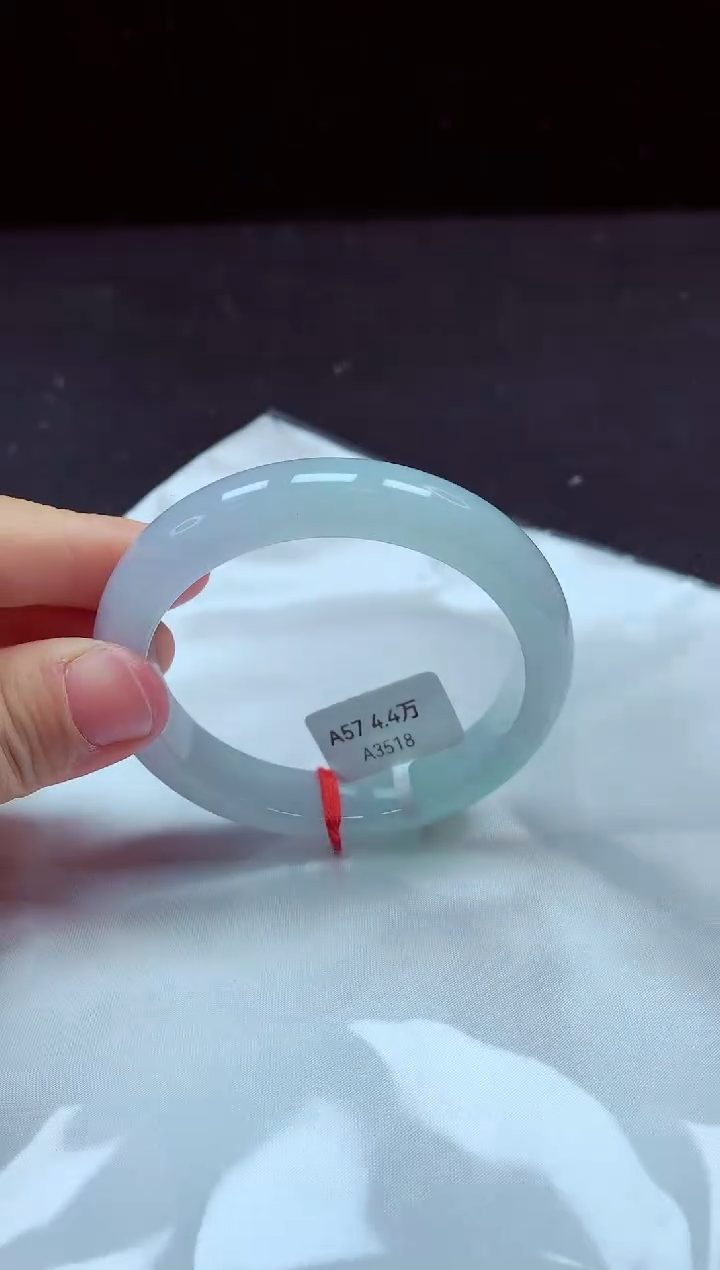 【闪购商品】翡翠手镯未镶嵌镯子57