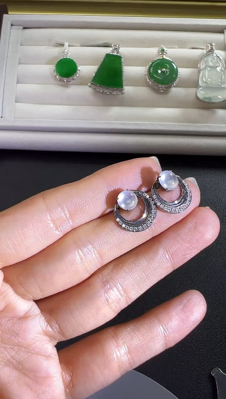 18K金镶嵌翡翠耳饰KXLJ1212-010