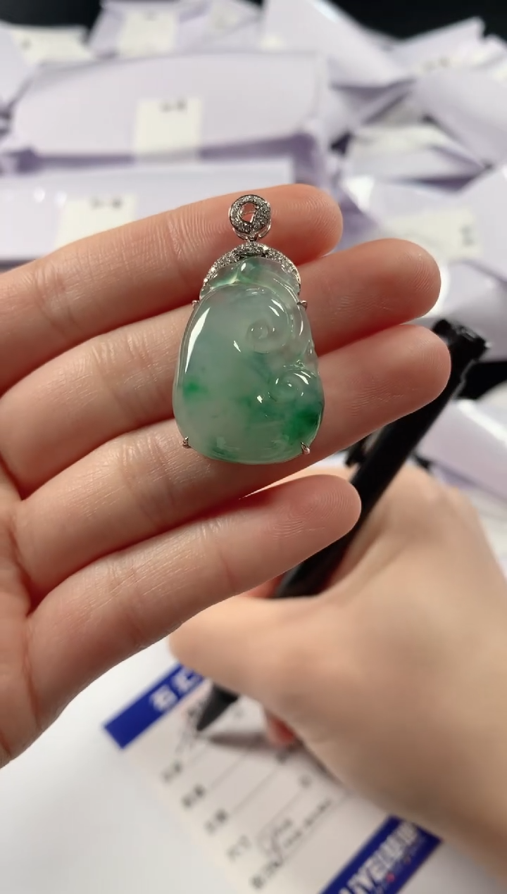 【闪购商品】翡翠颈饰18K金镶嵌1111111111