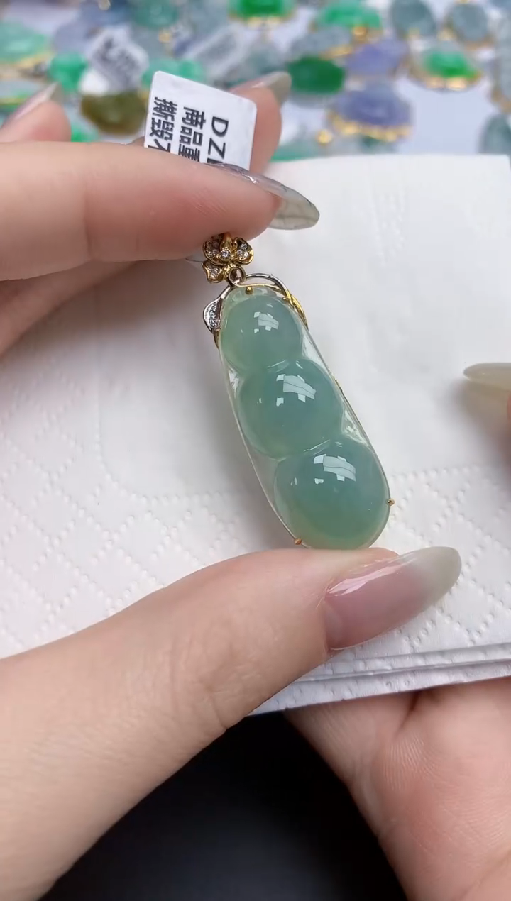 【闪购商品】翡翠颈饰18K金镶嵌天然缅甸翡翠A货