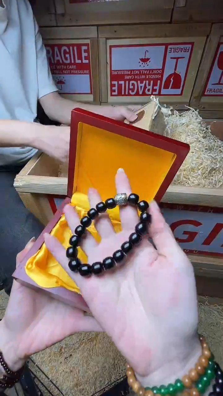 精品手串  无礼盒
