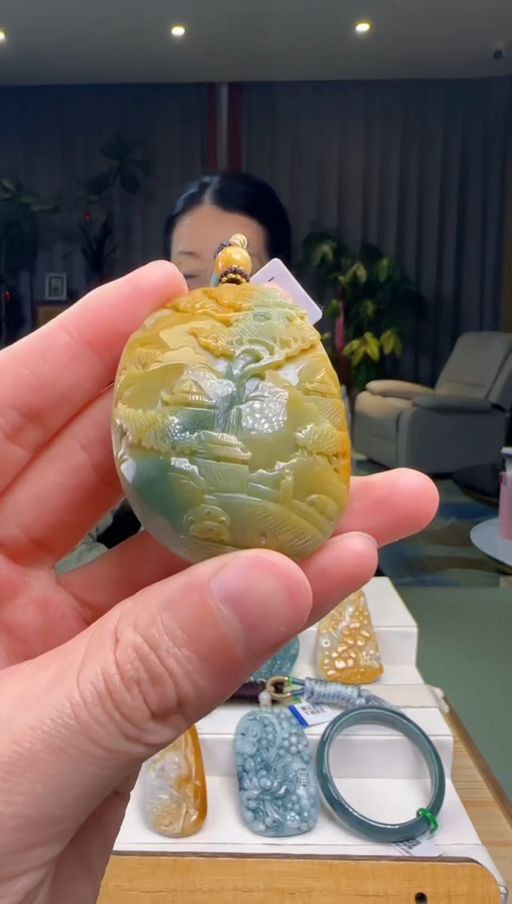 【闪购商品】翡翠颈饰未镶嵌DY@@60B7J13879