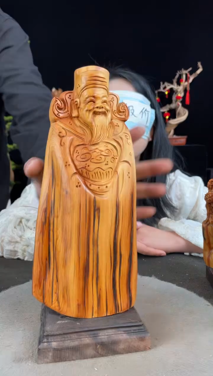 【闪购商品】柏木（崖柏）其他手工摆件,先抢先得!