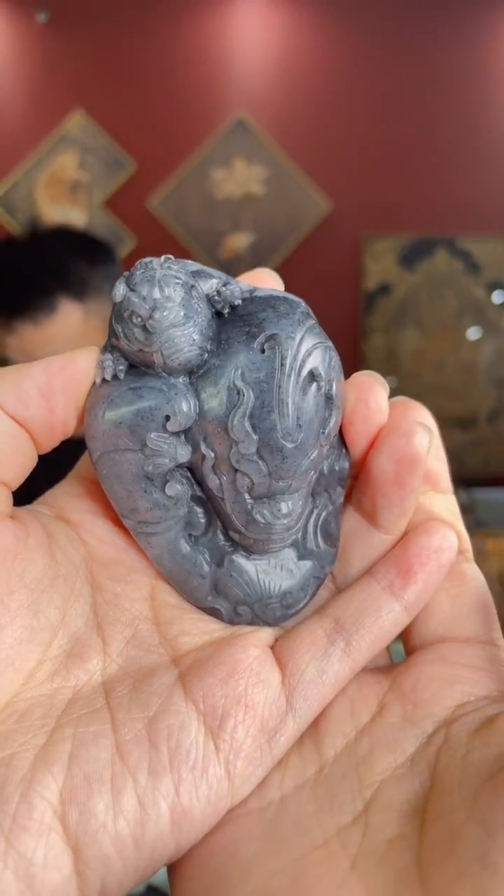 和田玉未镶嵌把件双貔貅