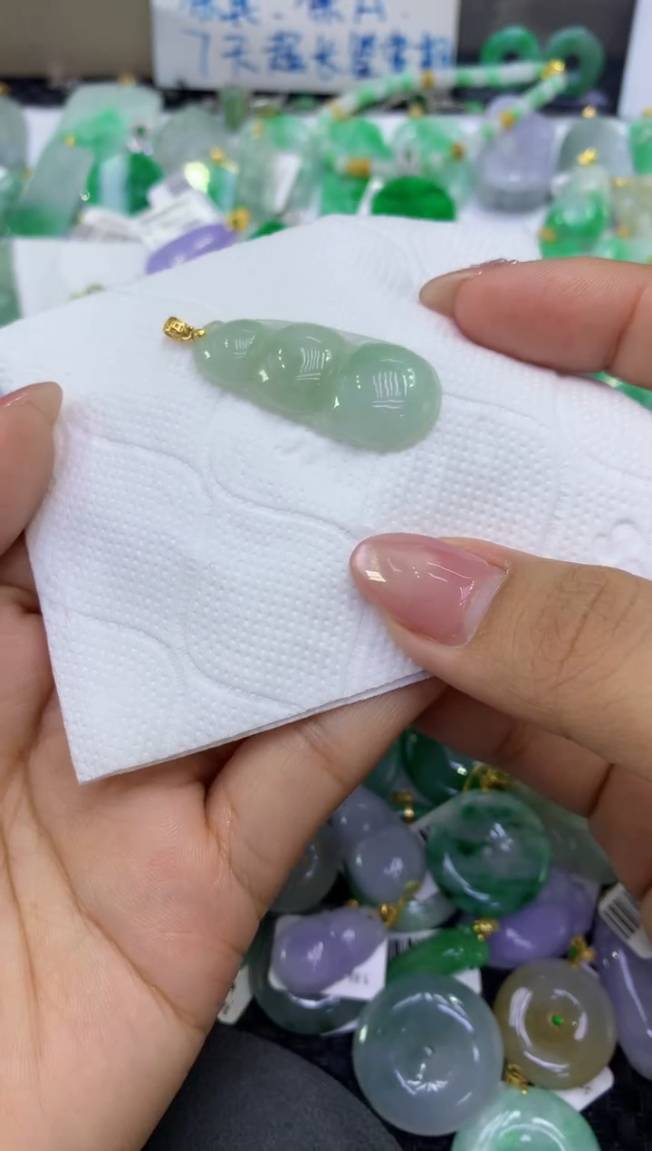 颈饰未镶嵌翡翠天然缅甸A货翡翠