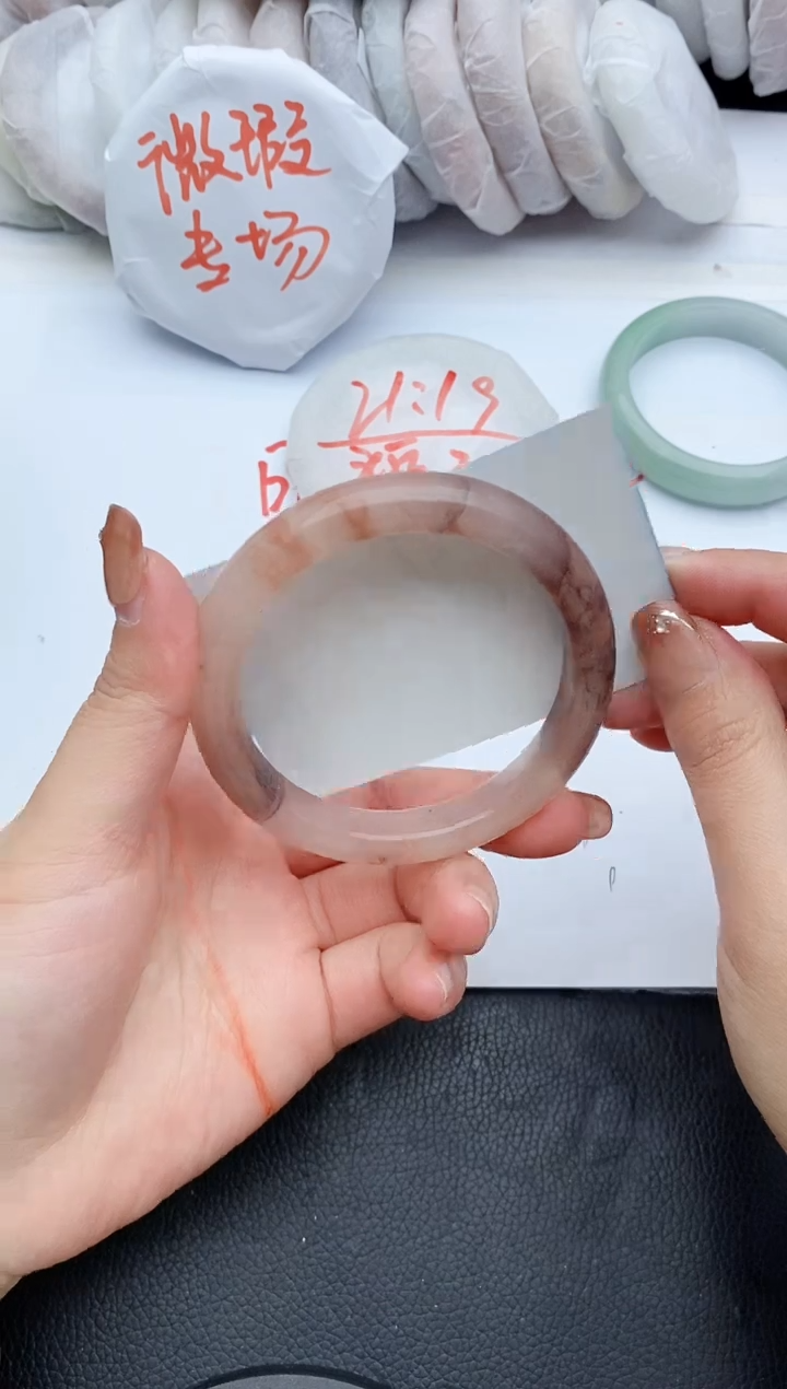 【闪购商品】石英质玉手镯未镶嵌C92+59/60