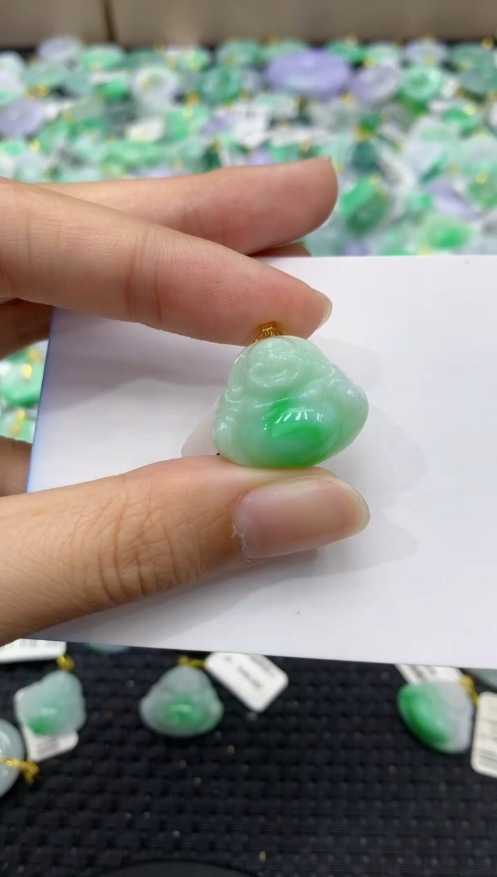 颈饰18K金镶嵌翡翠天然缅甸翡翠A货