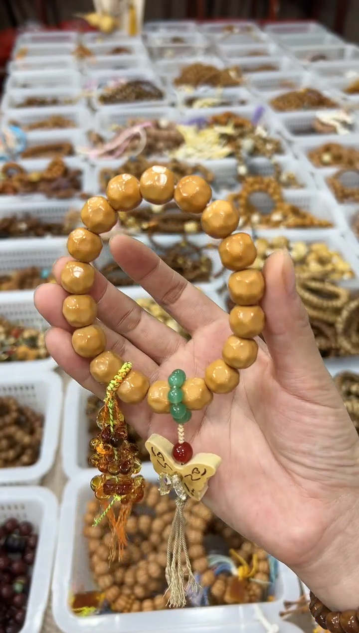 手串猴头核桃卡13mm左右猴头奶酪 设计款 手持