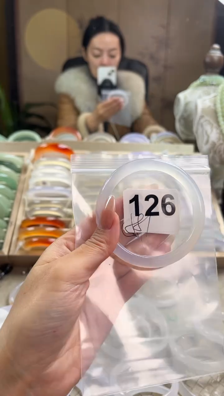 手镯玛瑙/玉髓未镶嵌126