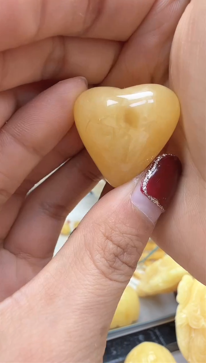 【闪购商品】琥珀裸石未镶嵌挂坠