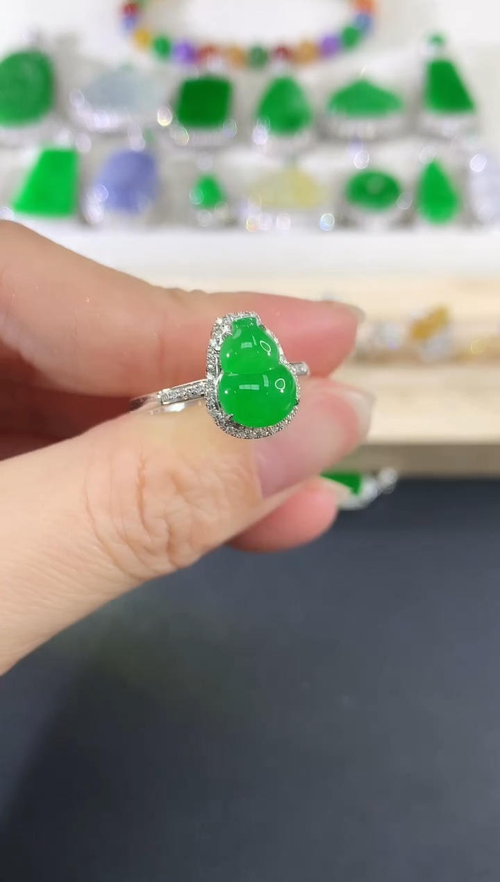 18K金镶嵌戒指翡翠15|7800