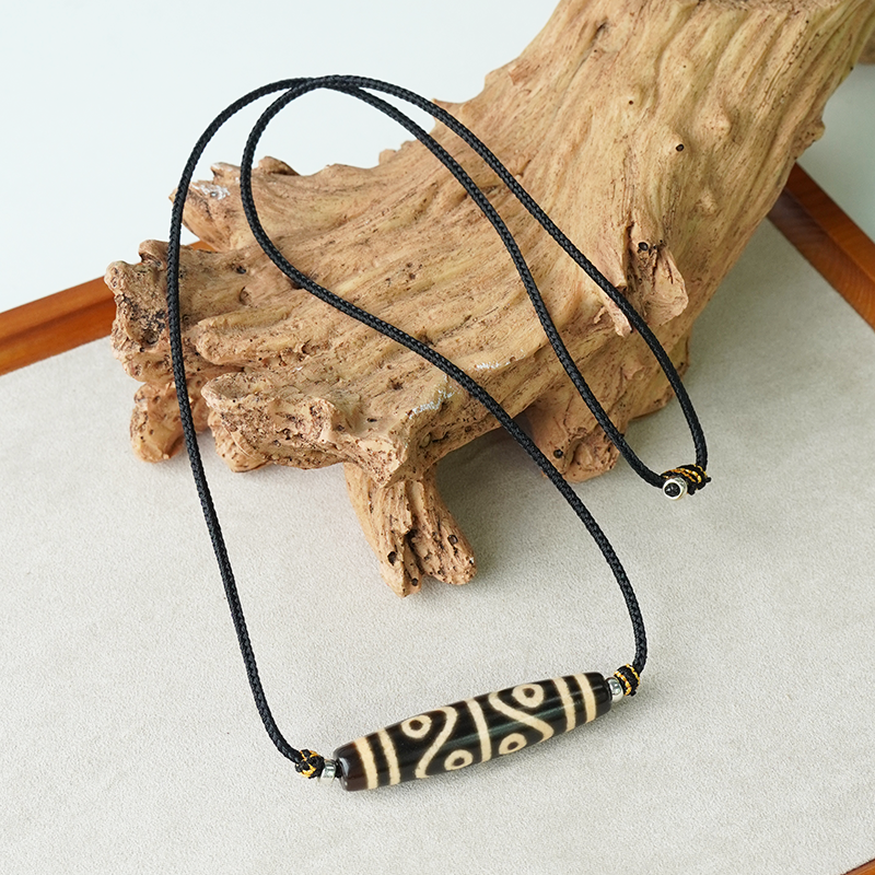 TZ732天然玛瑙牙黄水纹六七八眼锁骨链可调节