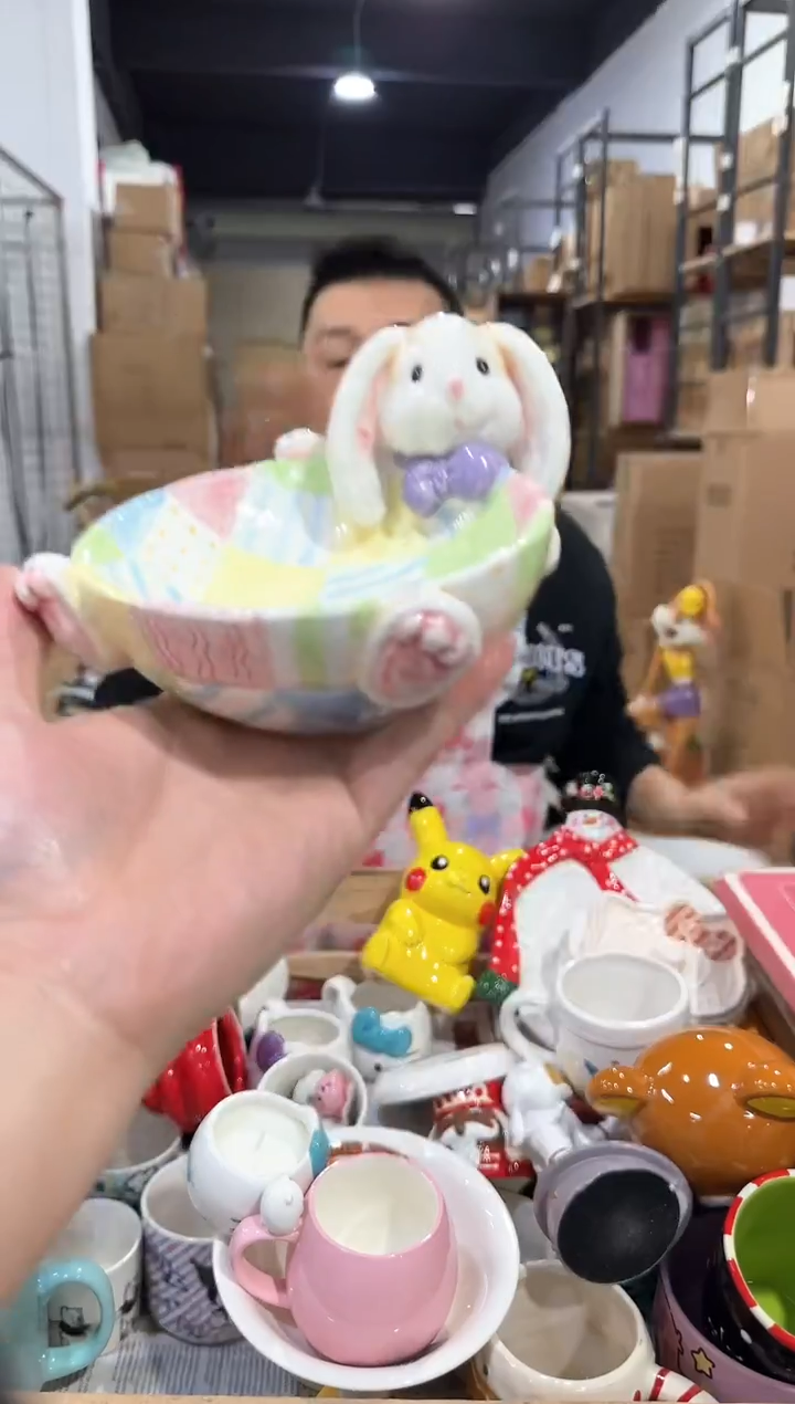 瓷片绿色原盒兔子碗