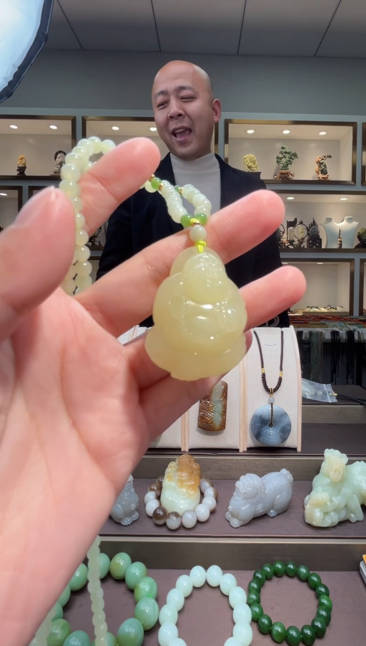 颈饰未镶嵌和田玉苏