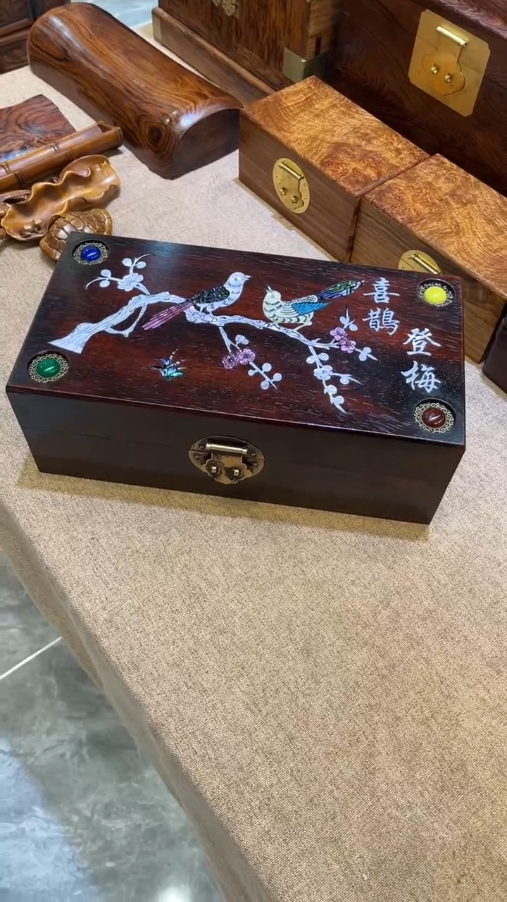 木喜鹊登梅首饰盒