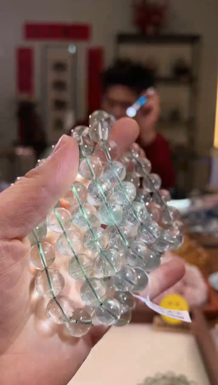 【闪购商品】水晶手串未镶嵌13.5+m绿幽灵满天星（多样性发其一）