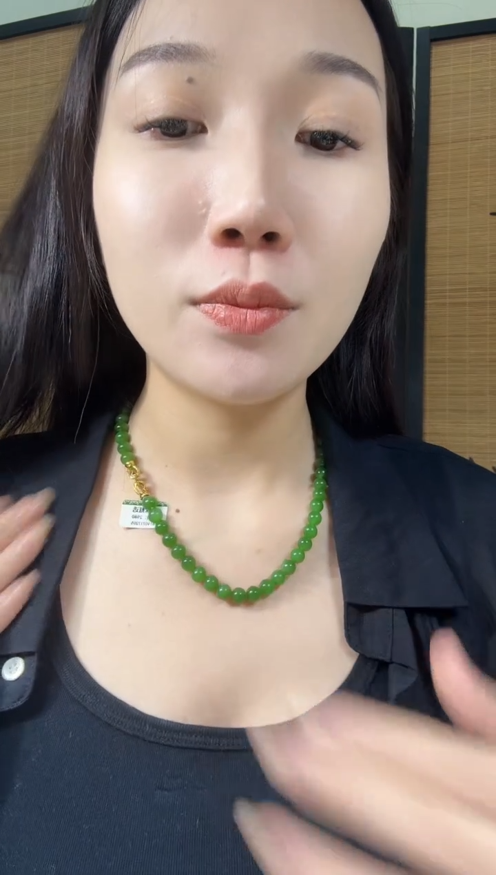 颈饰未镶嵌和田玉（碧玉）8冰阳绿无矿锁骨链