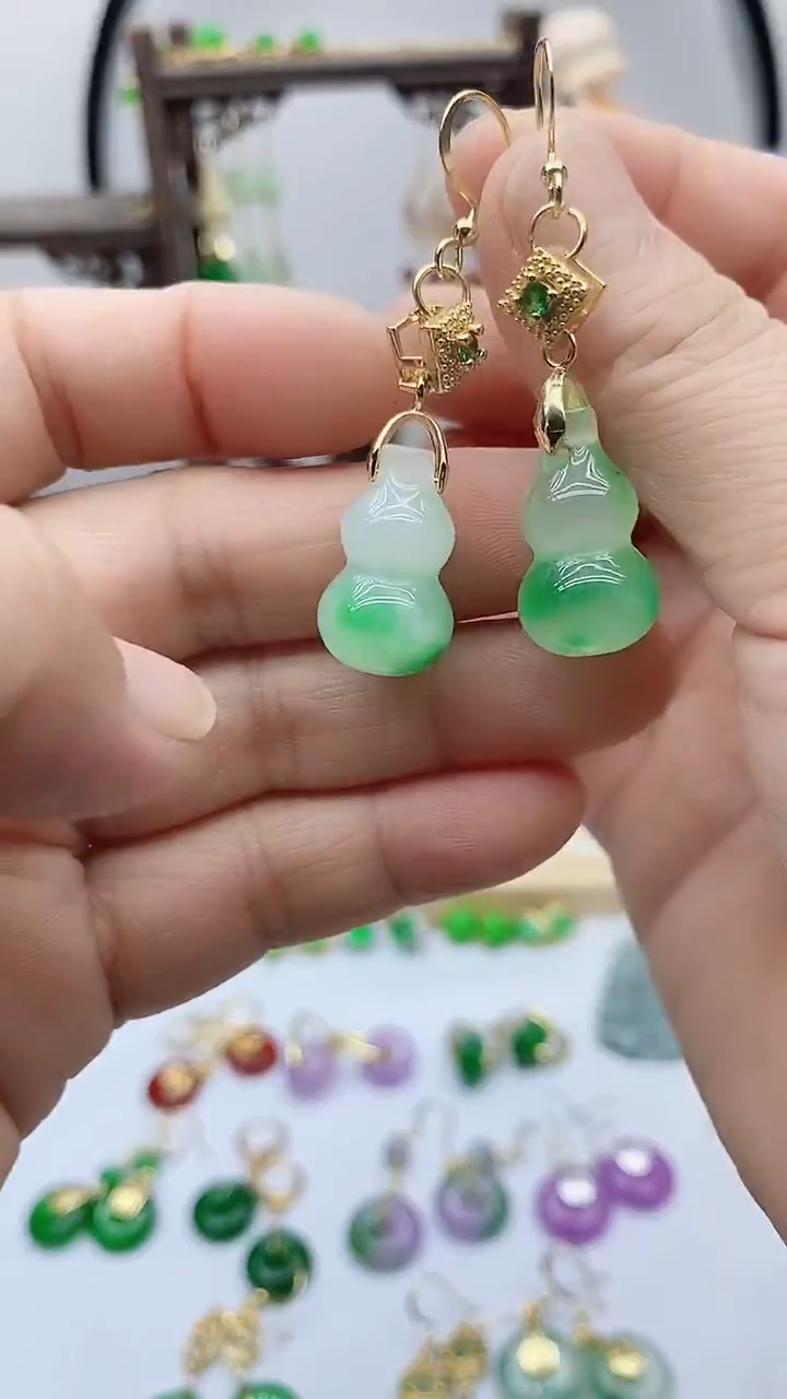 石英质玉（非洲翠）14K金镶嵌耳饰266