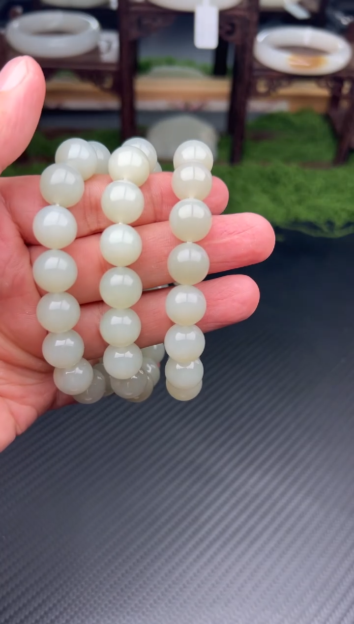 未镶嵌手串和田玉且末微色差近矿卡12多样性发货拍一发一j