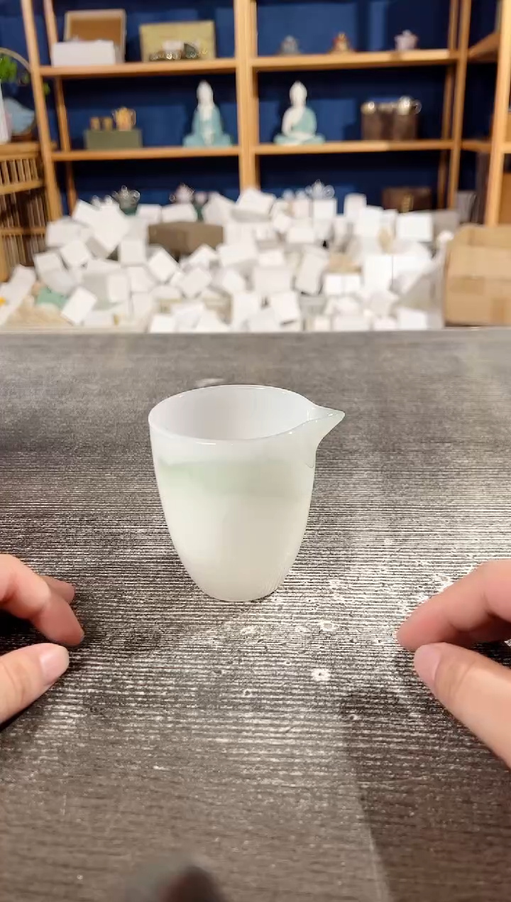 【闪购商品】其他白玉琉璃飘绿公道杯