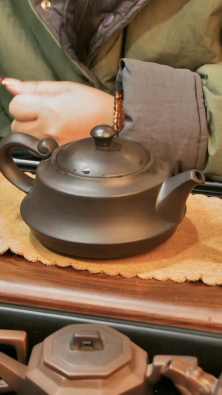 【闪购商品】紫砂茶壶0000紫砂吉祥如意壶520ml（微瑕）