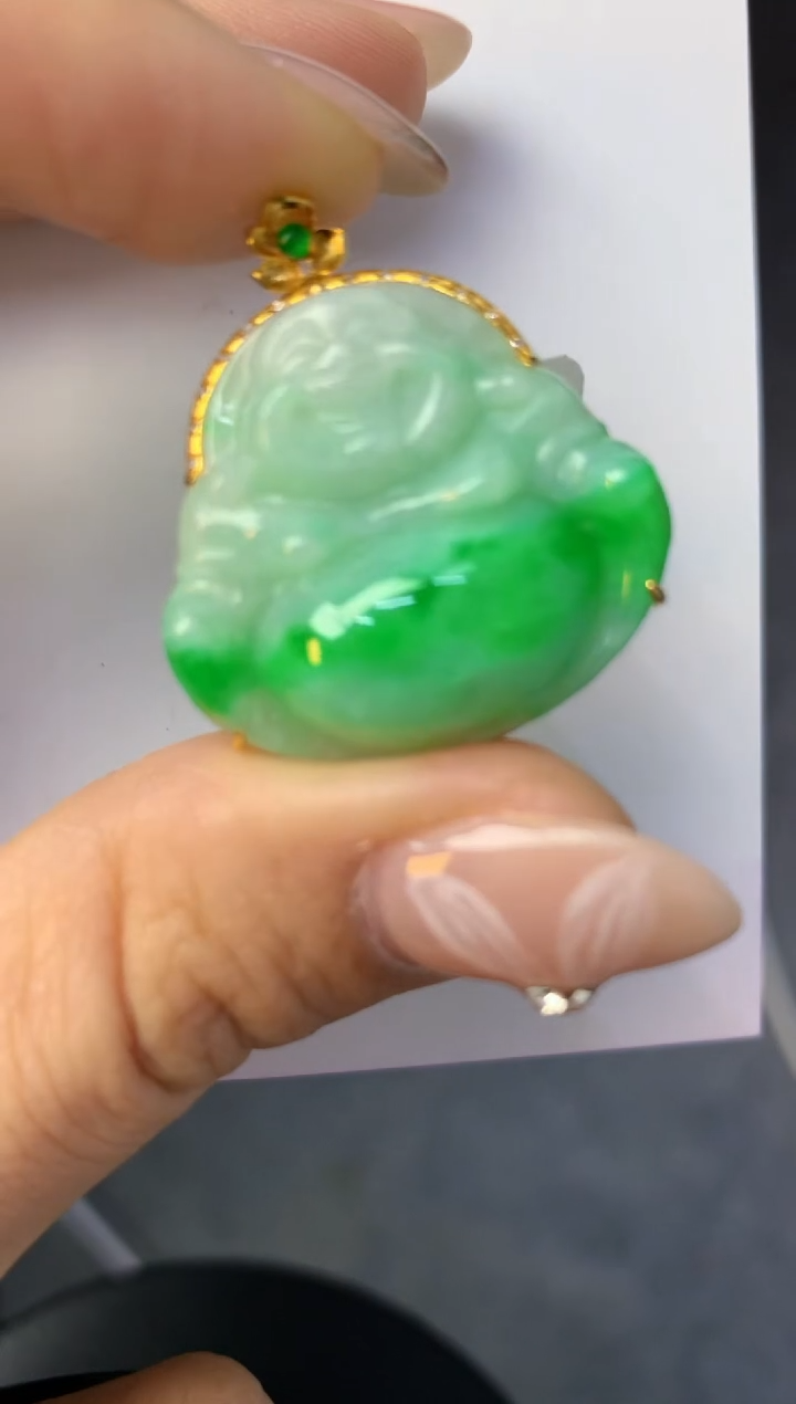 颈饰18K金镶嵌翡翠天然缅甸a货翡翠百元以上9元证书费自理