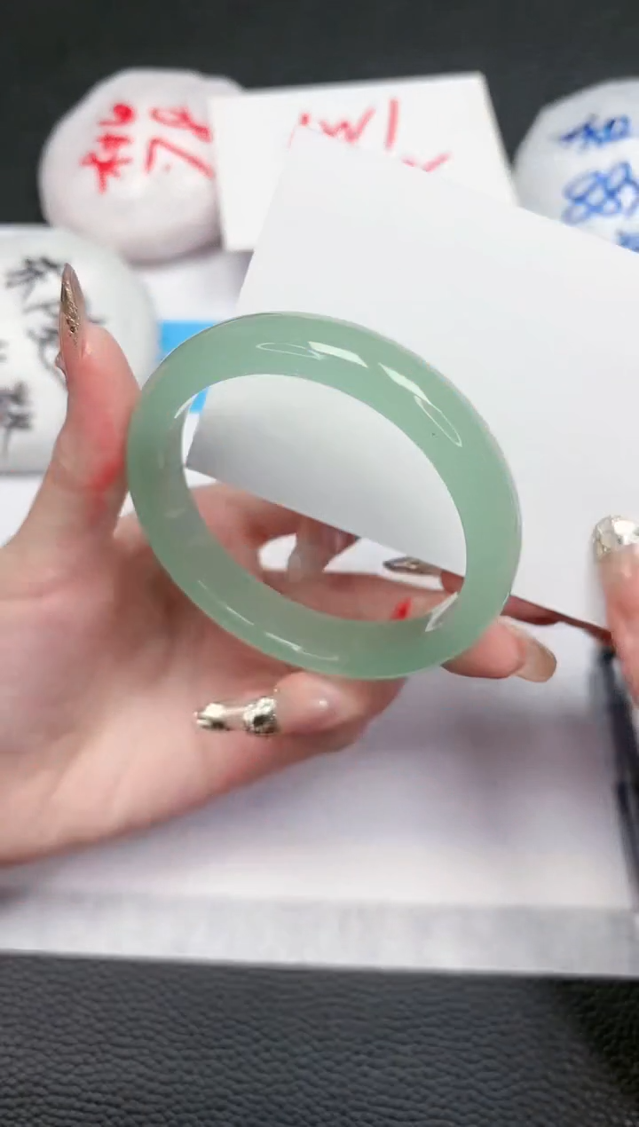 【闪购商品】石英质玉手镯未镶嵌325-58.8