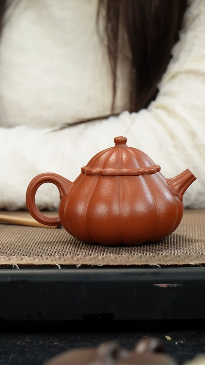 【闪购商品】紫砂茶壶生砂朱泥筋纹文旦