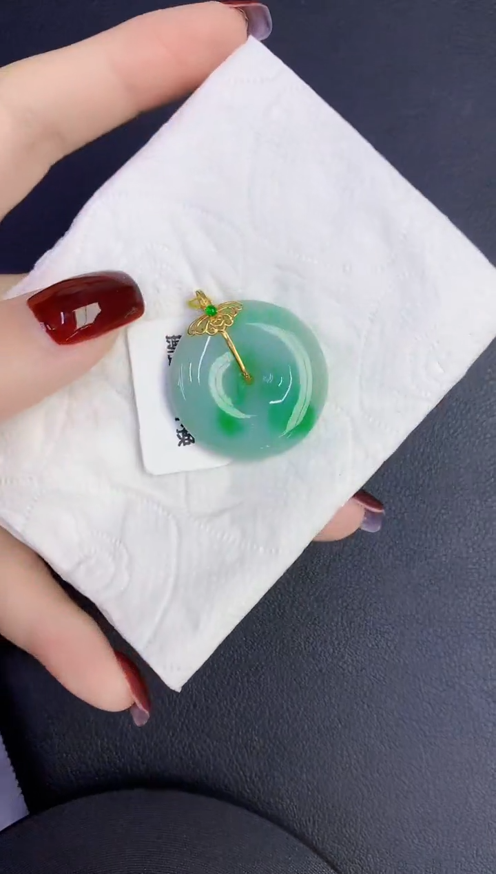 颈饰18K金镶嵌翡翠缅甸天然翡翠a货