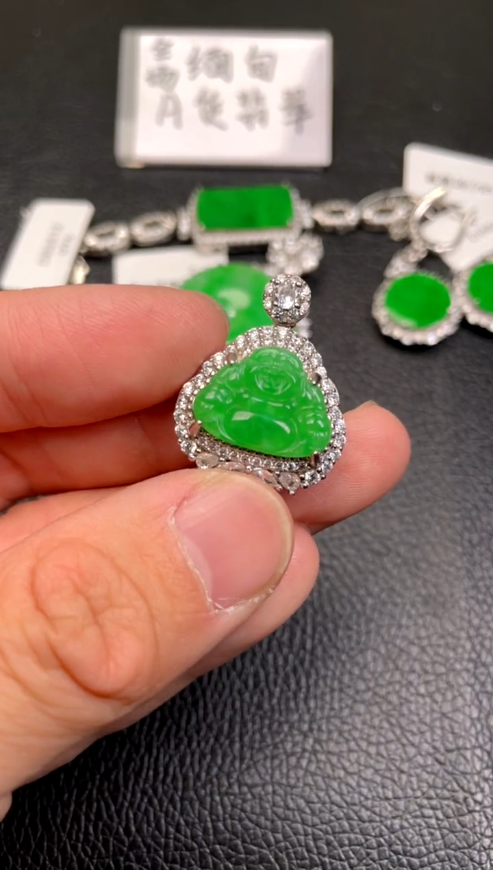 【闪购商品】翡翠吊坠(不含链)银S925镶嵌吊坠